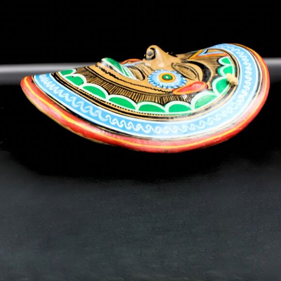 Vintage Mexican Talavera Mask Hand Painted Folk Art Clay Terracotta Wall Hanging - Picture 5 of 6